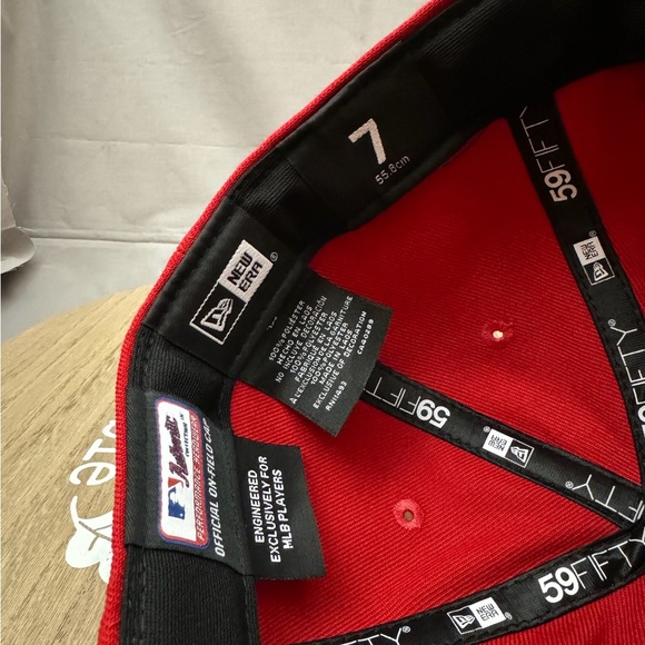 New Era 59Fifty Philadelphia Phillies World Series 2022 Fitted Hat Red Men’s 7 - Picture 5 of 6